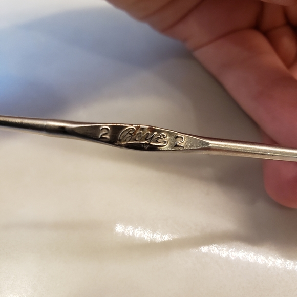 BOYE Vintage Metal Crochet Hook, made in USA - Size 2 - Picture 3 of 4